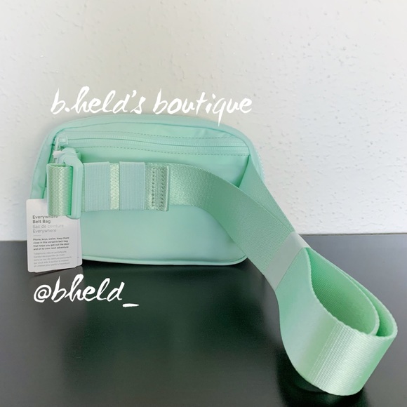 lululemon Everywhere Belt Bag in Mint Moment Green One Size (1L) Brand New NWT - Picture 6 of 15